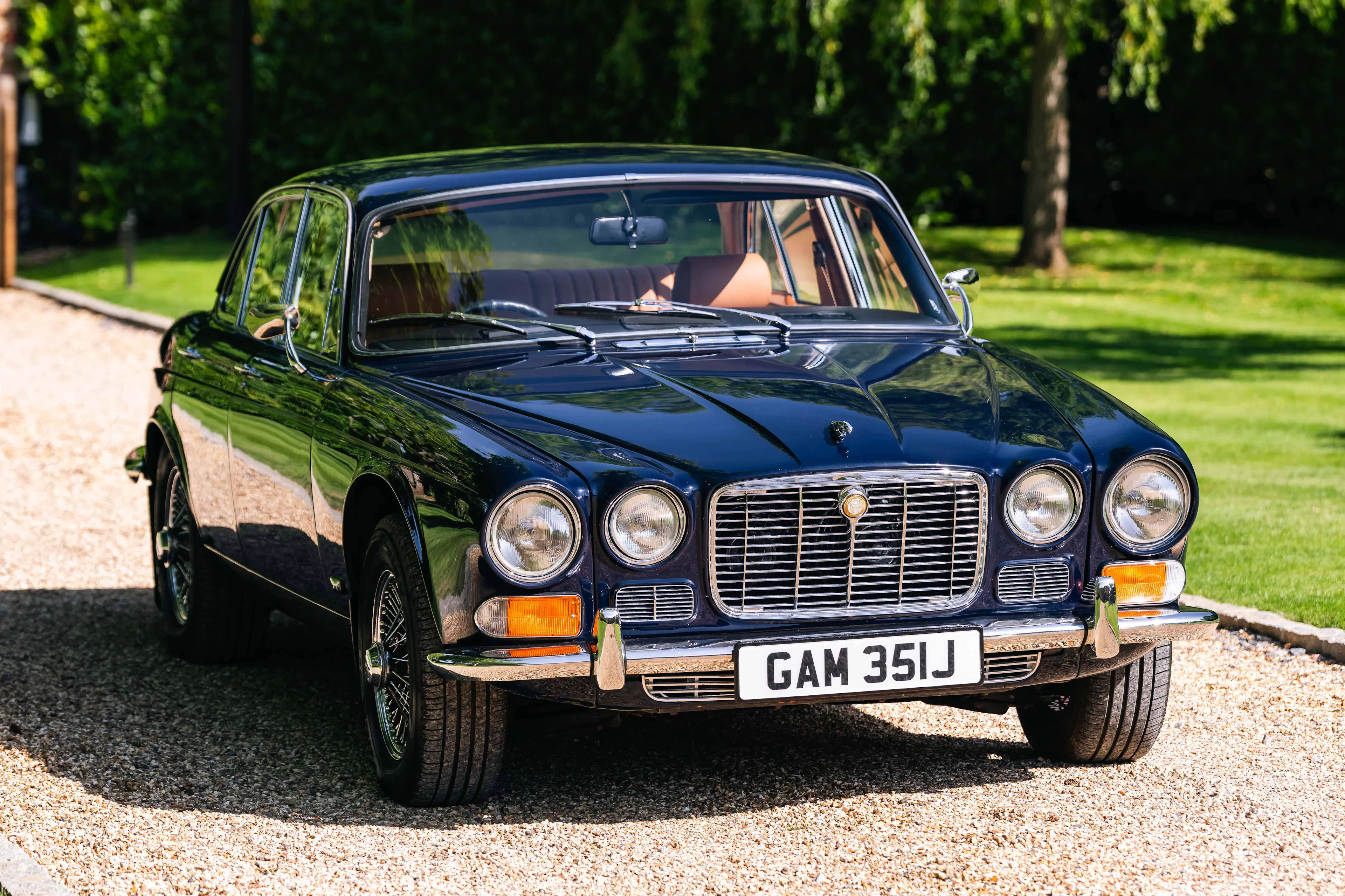 1971 Jaguar XJ Base | Hagerty Valuation Tools®
